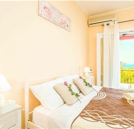 5 bedroom villa with pool & seaview, Perithia, sleeps 10